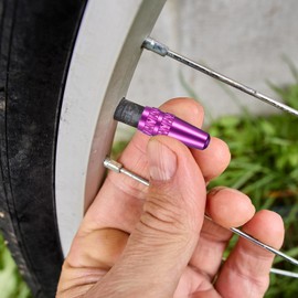 XLIUAX Pack of 52 French Bicycle Valve Caps, 13 Colours Bicycle Valve Caps French Tyre Valve Caps Aluminium French Bicycle Valve Cap for Valve Cover Road Bike Mountain Bike