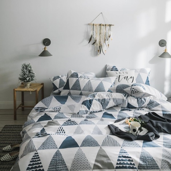VClife Queen Cotton Duvet Cover Boho Triangle Duvet Cover Woman Man Soft 3 Pieces Bedding Sets, Modern White Blue Grey Geometric Bedding Collections, 1 Queen Size Duvet Cover and 2 Pillowcases