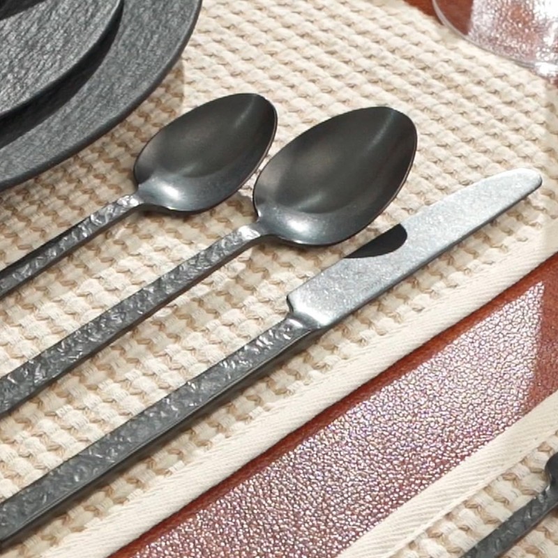 KINGSTONE 30 Pcs Black Hammered Silverware Set for 6, 18/10