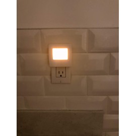 2 Slim Automatic Night Lights Plug Into Wall I Dusk to Dawn Led Outdoor Light Bulbs for Kids & Adults I Dusk to Dawn Sensor Smart Led Lights for Bedroom Decorations, Bathroom Lights, Kitchen Decor