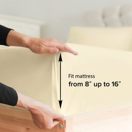 King Size Fitted Bed Sheet - Hotel Luxury Single Fitted Bottom Sheet Only - Fits Mattress Between 8 to 16 inches - Deep Pockets, Extra Soft and Wrinkle Free - Comfy Breathable & Cooling - Off White