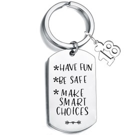 Waeceip Driver Keyring Sweet 18 16 Gift for Daughter Son Drive Safe Keychain Gifts for New Driver Birthday Gift from Mum Dad (18)