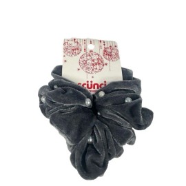 Scünci Velvet Pearl Scrunchie - Gray Hair Accessory - Stylish & Elegant