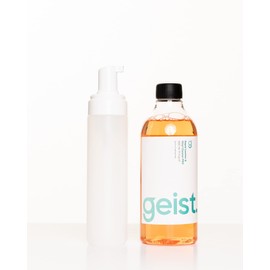 Geist. Rapid Leder- und Kunstlederreiniger Pro | Gegen Starke Verschmutzungen auf Lederautositzen, Sofas, Möbeln, Taschen, Schuhen | Auf Wasserbasis | Stark Lederreiniger | 500 ml