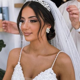 Flyonce Iridescent Bridal Wedding Earrings for Brides Bridesmaid, Marquise Crystal Rhinestone Cluster Clip On Earrings for Women Party Vintage Clip Ear Studs Cocktail Prom Jewelry Silver-Tone