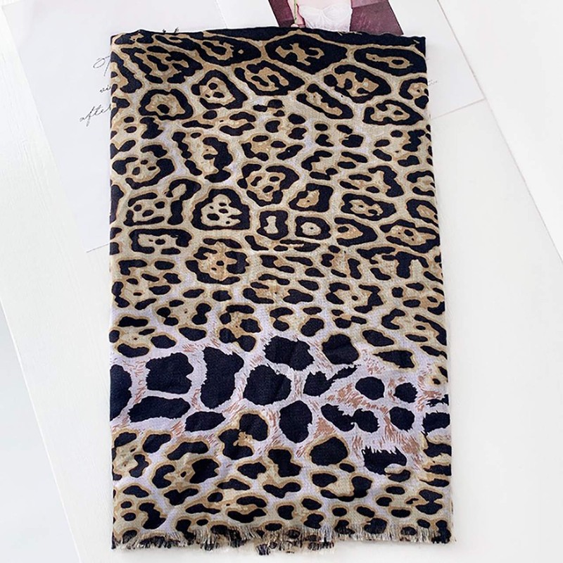 WHITE FANG MA022 Women's Scarf, Large, Leopard Pattern, Animal, Stylish,