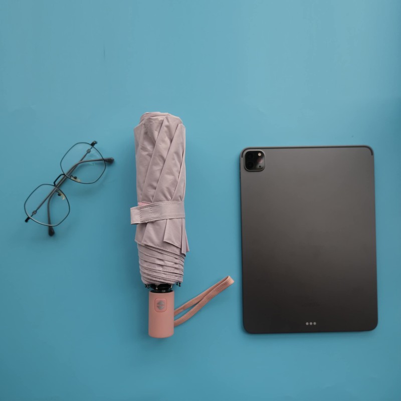 Small Travel Umbrella for Rain Protection Sun-Folding UV Umbrella Windproof