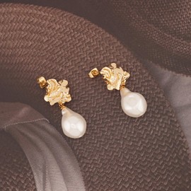 BOBOXZSZD Baroque style Metal Imitation Pearl Dangle Earrings 21mm Imitation Pearl Minimalist Temperament High Classof Elegance Retro Geometric Shape