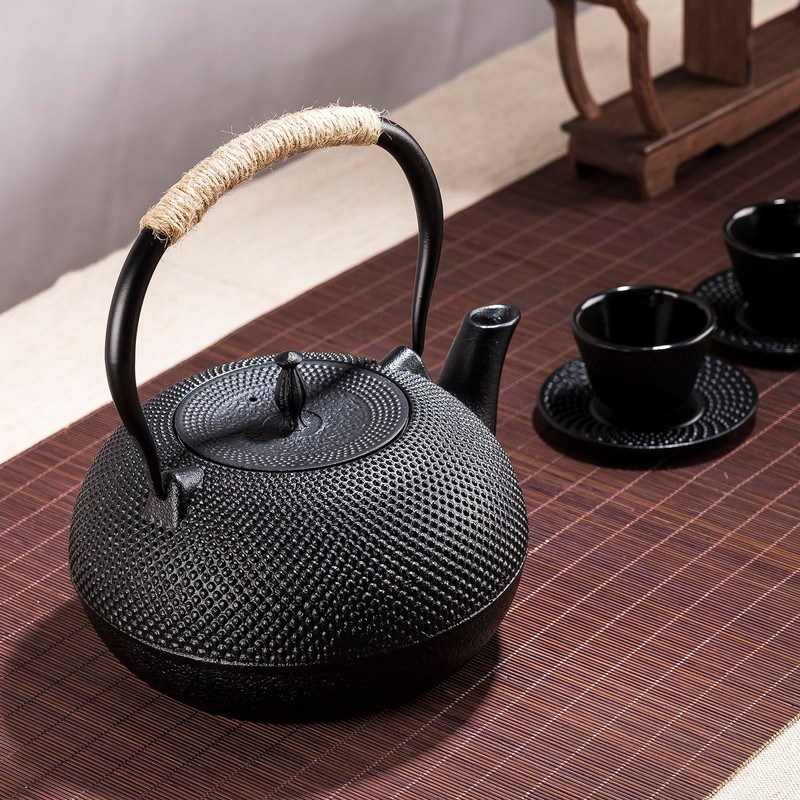 Big Cast Iron Teapot, Japanese Tetsubin Tea Kettle for Stovetop