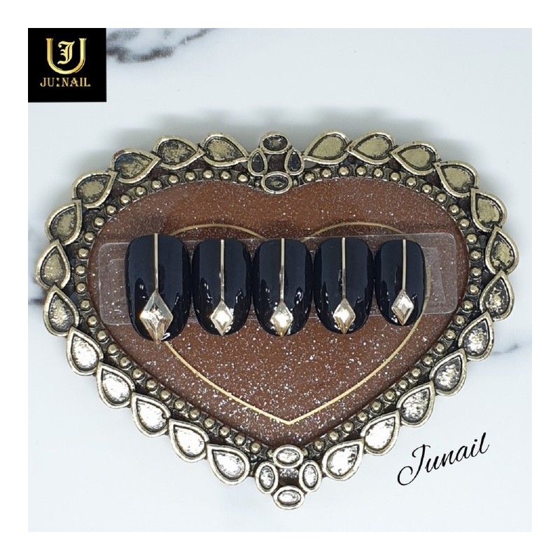Chic black handmade nail tips - Short stiletto / 시크블랙