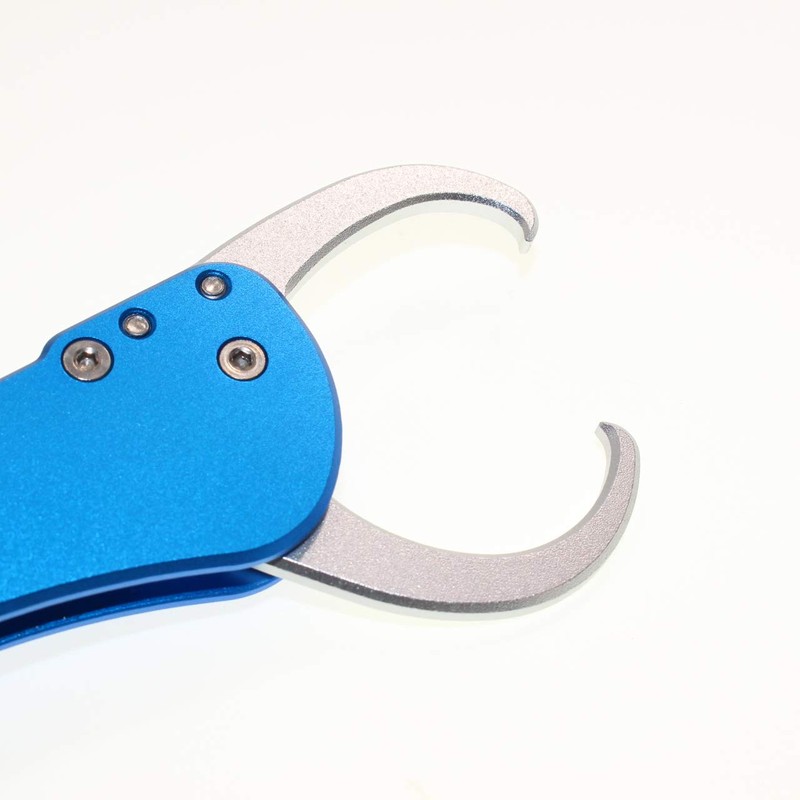 1091 (ilegui) Fish Grip, Lightweight, Aluminum, Long Reach, Gun Grip