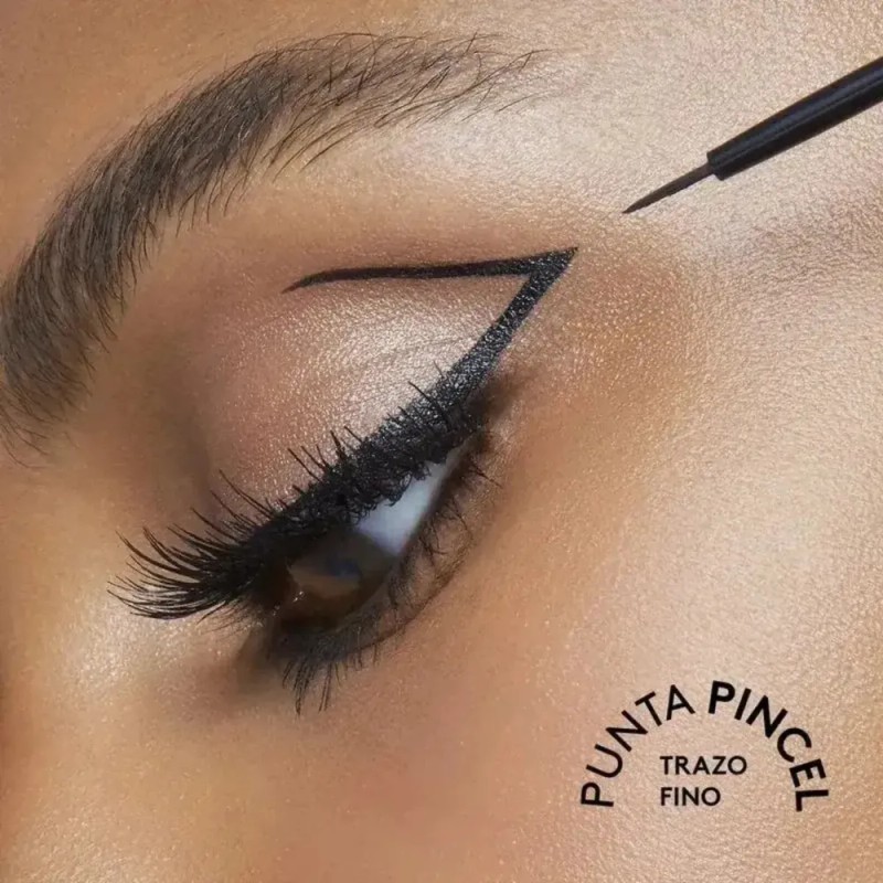 Delineador Liquido Draw The Line Overachiever Beauty Creatio Black Semimate
