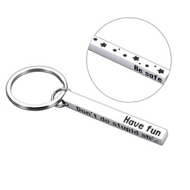 Stocking Stuffer for Teens Don't Do Stupid sh t Keychain Christmas Stocking Stuffer for Teens Boys Girls, Gifts for Son daughter Funny Christmas Gifts for Son from Mom, Don't Do Stupid sht keychain