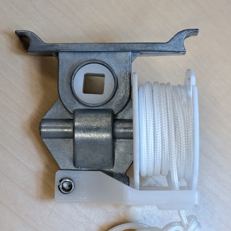 Cord Titler for Horizontal Blinds (Square HP White & Silver,