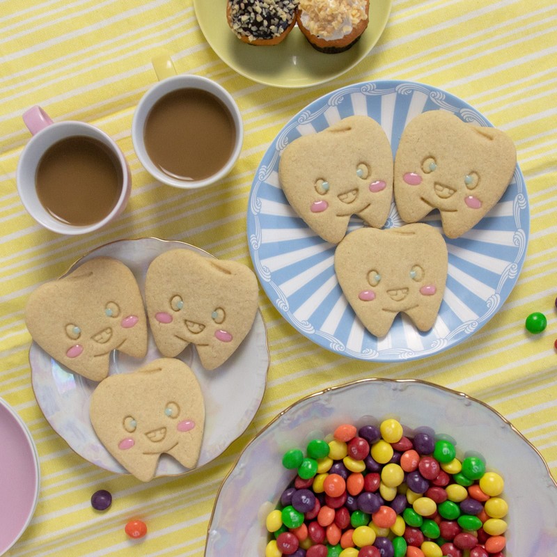 Cute Tooth Cookie Cutter, 1 Piece - Bakerlogy