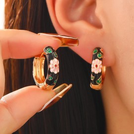 Vintage Enamel Huggie Hoop Earrings for Women Elegant Enamel Flower Huggie Hoop Earrings Dainty Colorful Flower Hoop Earring Trendy Huggie Hoop Earring Jewelry, Large, Copper, No Gemstone