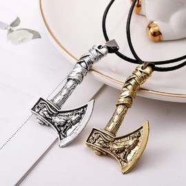 Axe Necklace for Men, Norse Viking Wolf Raven Pendant Necklace with 19.7” Chain, Retro Wolf Totem Necklace, Viking Runes Amulet Necklace, Punk Animal Wolf Jewelry (Silver)