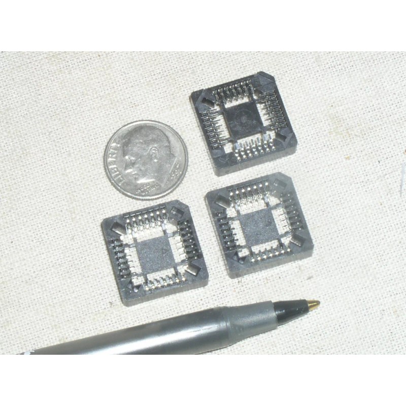 PHOENIX 3 NEW PHOENIX HWS 1032 PLCC-28P-T-SMT PLCC-28-PIN SMT SMD