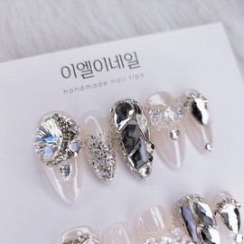 [Premium Nails] V Cuts Handmade Nail Tips - Skeletor / [프리미엄네일] 브이컷스 수제네일팁 - 스켈레토