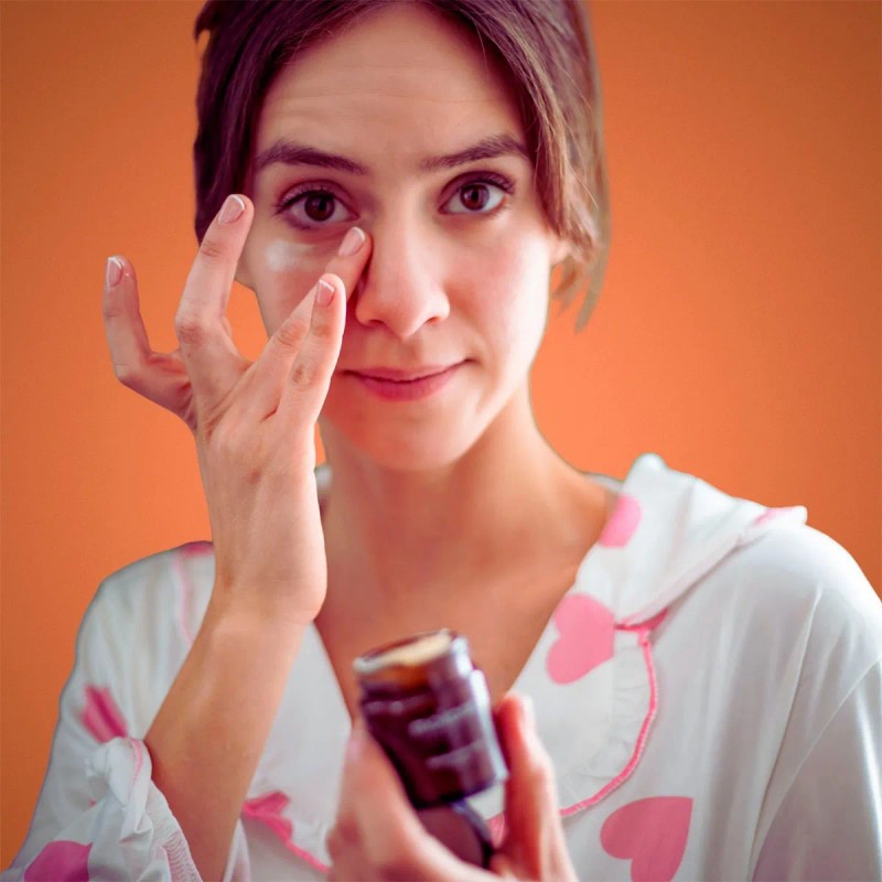 Serum Reafirmante Mokann Para Contorno De Ojos Y Ojeras 15ml