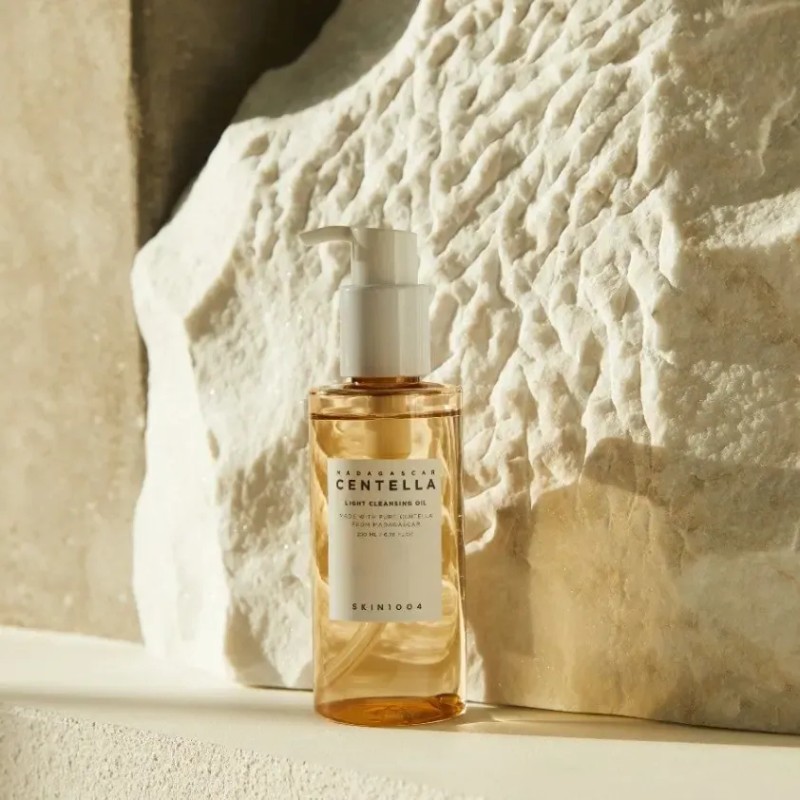 Skin1004 Madagascar Centella Light Cleansing Oil + Regalito