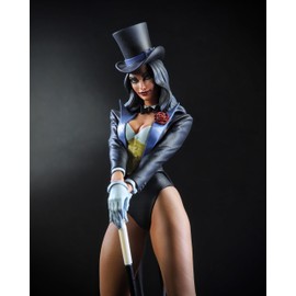 McFarlane Toys - DC Direct Zatanna by J. Scott Campbell (DC Cover Girls) 1:8 Scale Resin Statue