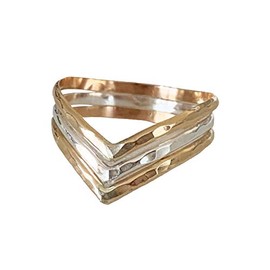 Anillo de triple cheurón de oro y ley | Tres bandas unidas en metal mixto texturizado | Tallas unisex 5 - 12 | Anillo para pulgar, índice o dedo medio | Fabricado en los Estados Unidos, Metal, no conocido