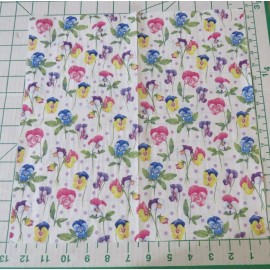 Celebrate the Home THREE DECORATIVE  LUNCH NAPKINS for DECOUPAGE "Purple Pansy" in light lilac