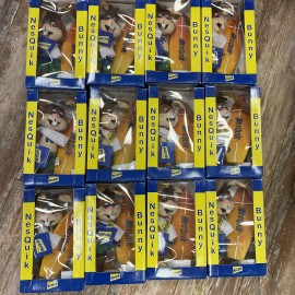 NesQuik Bunny Surfer Surf Board Stuffed Plush Toy Box Nestle 1999 Qty 1