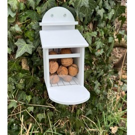 Squirrel Feeding Box - Squirrel Feeding Station - Squirrel Feeder Weatherproof - Automatic Feeder for Squirrels (Natural White)