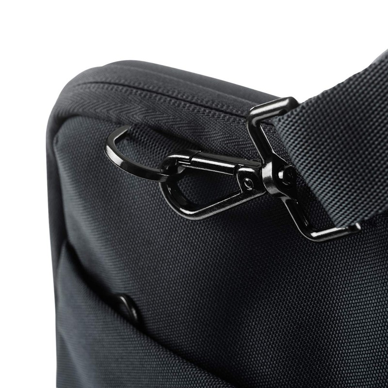 Tucano Dark Color Hard Shell Case for Laptops up to