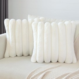 Soleebee Set of 2 Plush Velvet Cushion Covers, Soft Artificial Fur Cushion Cover, Sofa Decorative Cushion Covers, Decorative Cushion Cover Set for Bedroom, Home, Couch, Car Decor (50 x 50 cm, White)