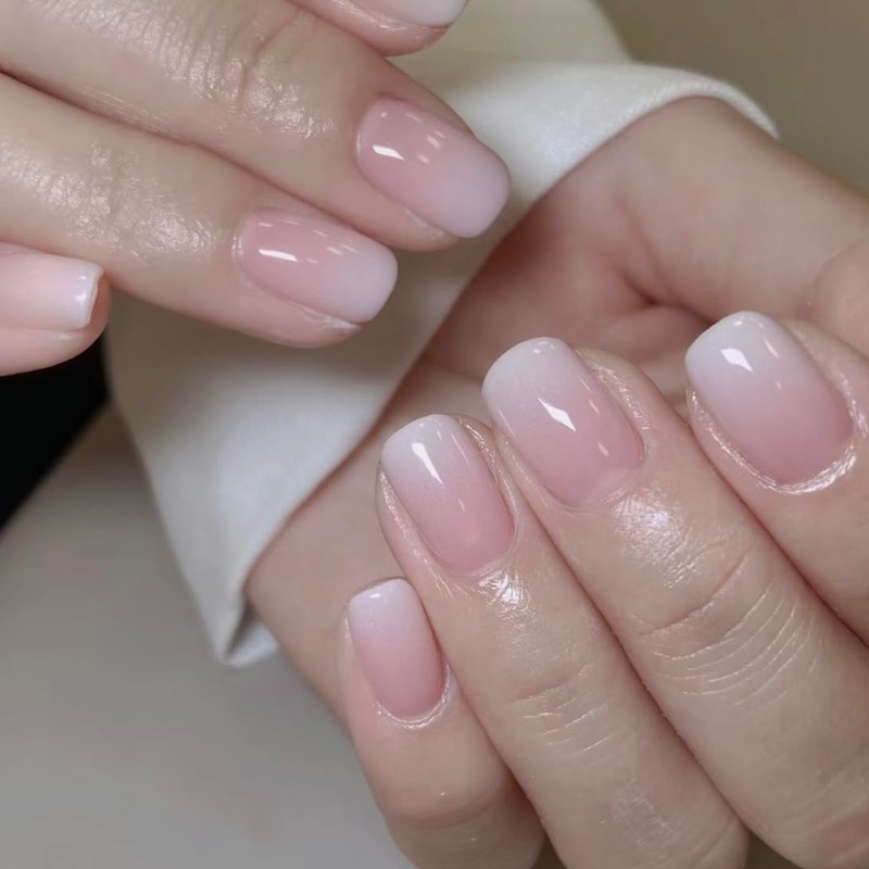 MERVF Short Press on Nails Square Fake Nails White Ombre