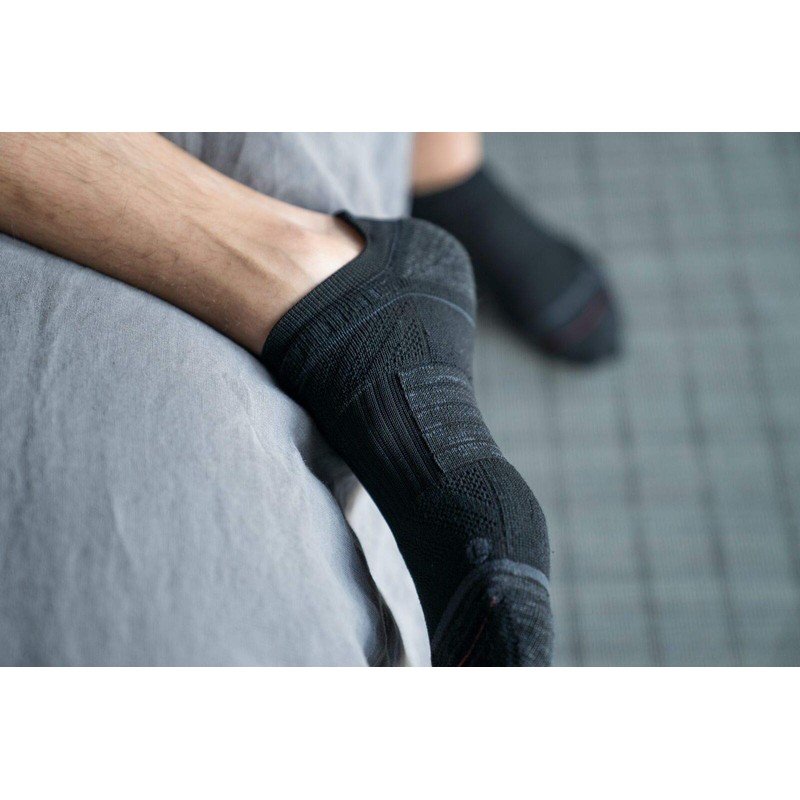 Strideline Basic Crew Socks | Quad-Ply Yarn Padding, Direct Compression