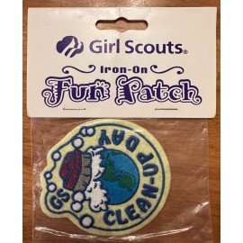 GIRL SCOUT Fun Patch - Clean Up Day - Earth - NEW