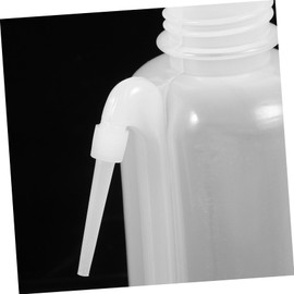 ULTECHNOVO 3pcs Wash Bottles Narrow Spout for Precise Watering for Cleaning and Irrigation Plastic Design Great for Home and Garden Use