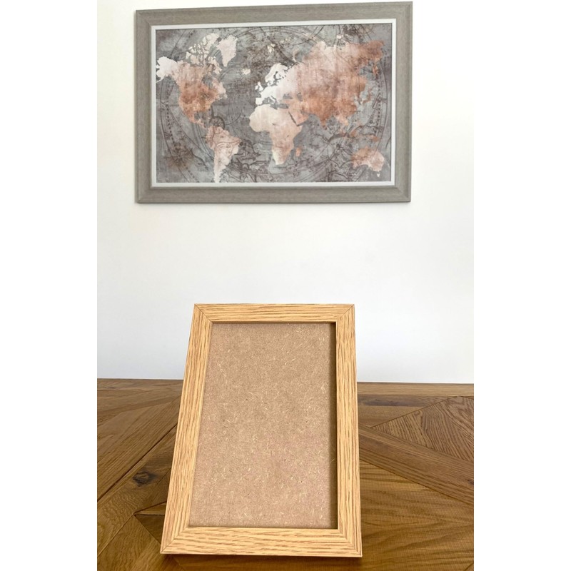 Aryllis 6x4 Photo Frame, Oak, U.K. Manufactured, Free Standing and