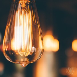 Gordon & Bond Incandescent Light Bulbs 60 Watt - 4 Pack Dimmable Edison Bulbs, E26 Base, 2200K Warm White, 210 Lumens, Vintage Exposed Filament, 2500 Hr Lifespan, Decorative for Indoor & Outdoor Use