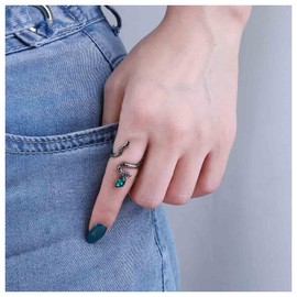 Yheakne Punk Snake Ring Emerald Crystal Rings Vintage Serpent Emerald Rings Gothic Open Cuff Rings Jewelry for Women (Black)
