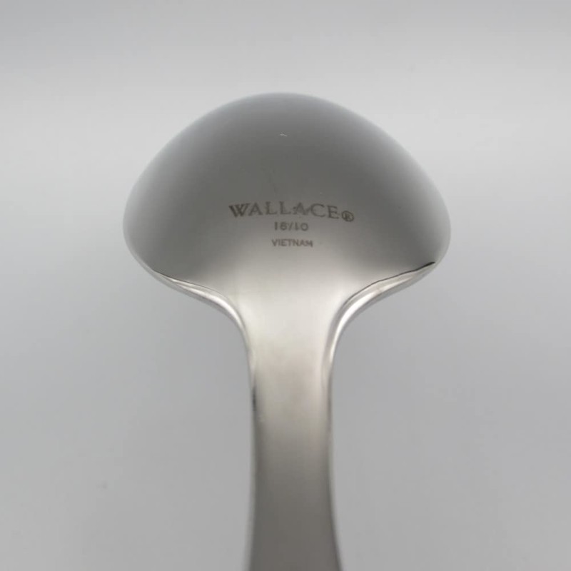 Wallace Napoleon Bee 18/10 Stainless Steel 20pc. Flatware Set (Service