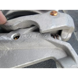 Chance Aluminum Smooth Duckbill Ground Clamp w/Eye Screw P600-1746 1.162" Owbx