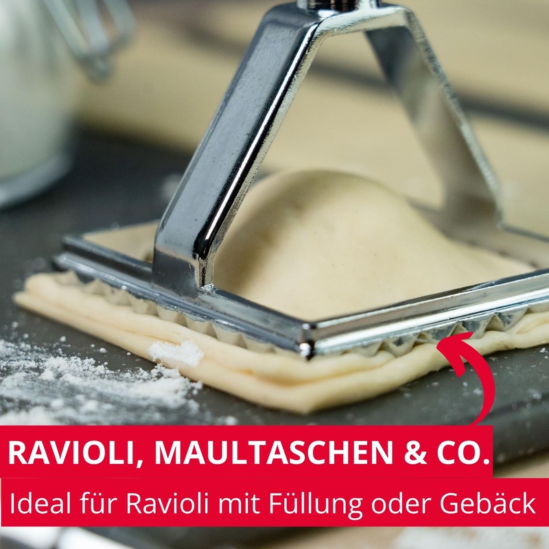 Westmark Giulia Ravioli Cutter - Practical Square Cutter for Cutting