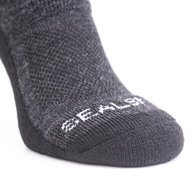 SealSkinz - Vented, Breathable and Quickdry, Knee Length Sock, Suitable