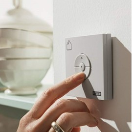 VELUX Universal Wall Switch (KLI 310) for Operating VELUX Roof Windows and Roller Shutters