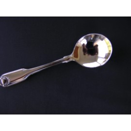ONEIDA USA SELLER  ONEIDA CLASSIC SHELL BOUILLON SPOON 18/10 S/S  FREE SHIPPING US ONLY