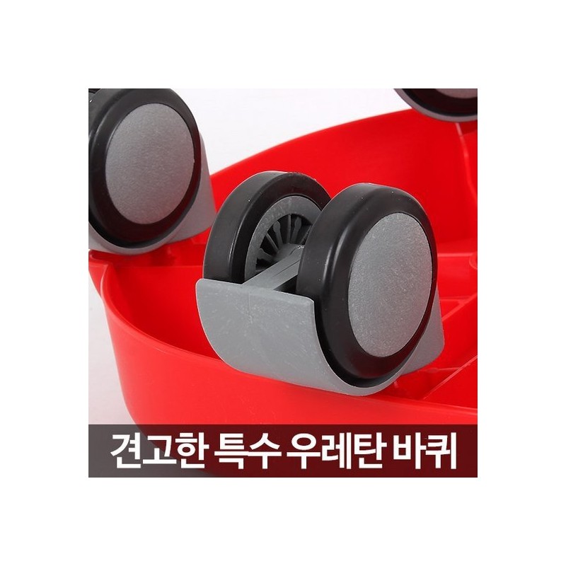 Mobile chair wheel rotation assistance simple parents' low chair for
