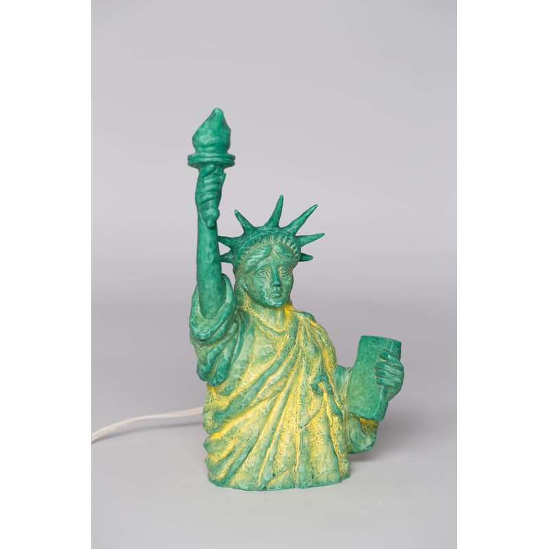 Cosmos Gifts Fine Porcelain Statue of Liberty Tabletop Night Light