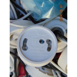GOLO (1) GU-24 Porcelain LAMP Socket SC-6011
