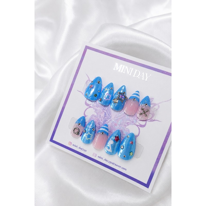 Blue Star Handmade Nail Tips - Short Almond / 블루