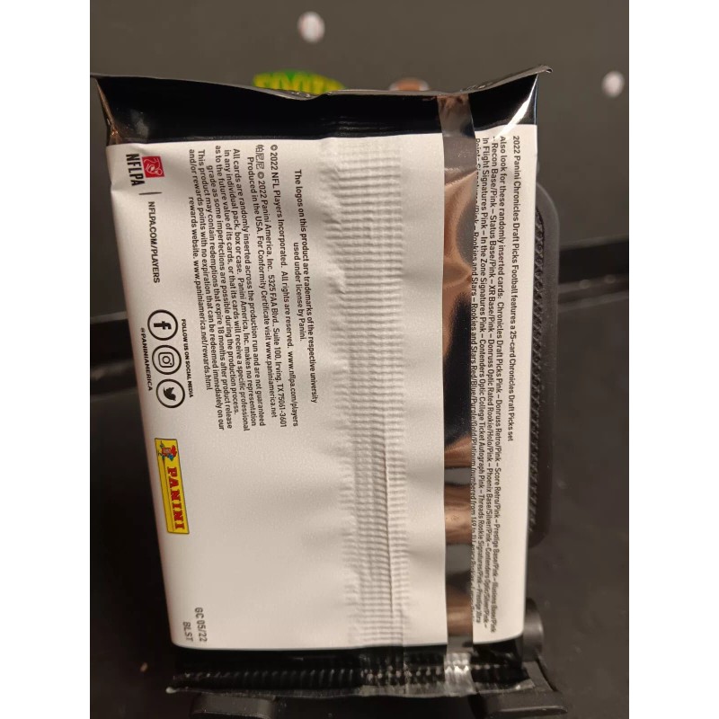 2022 Panini Chronicles Draft Picks Football Trading Cards One Pack